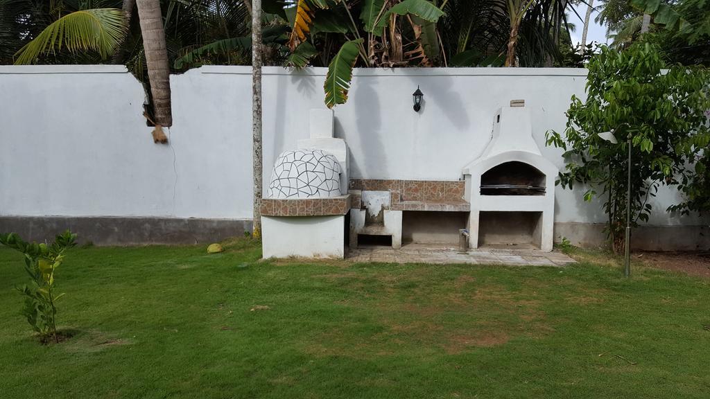 Hotel Lucas Kosgoda Exterior foto